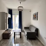 F3 1, Private Double With Private Bathroom And Balcony Gazde/Camere de închiriat
