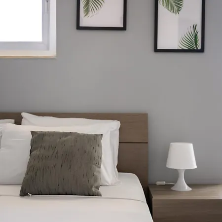 F3 1, Private Double With Private Bathroom And Balcony Msida