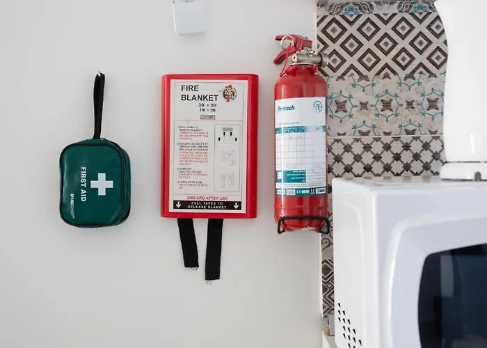 Pansiyon F3 1, Private Double With Private Bathroom And Balcony *