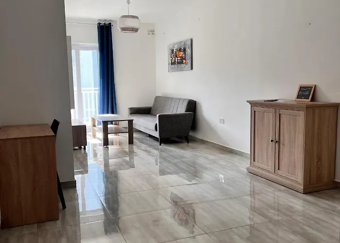 F3 1, Private Double With Private Bathroom And Balcony Pansiyon